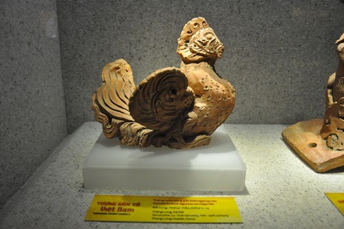 Ancient Vietnamese ceramic statues - ảnh 1